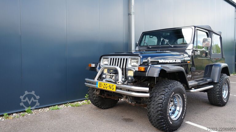 Personenvervoer Jeep WRANGLER YJ 4.0i SOFTTOP 4x4 1993