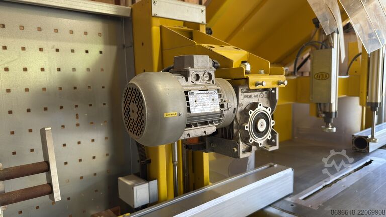 Scie circulaire AVOLA GAMA 65 V
