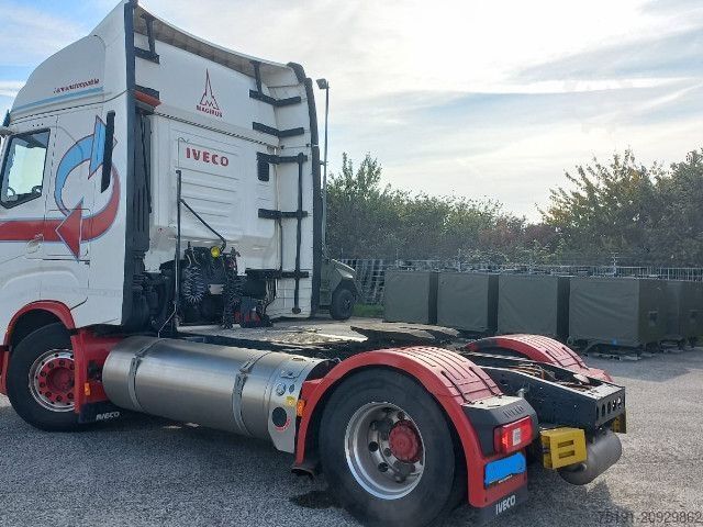 Tractor estándar IVECO AS440S46T/P 2LNG