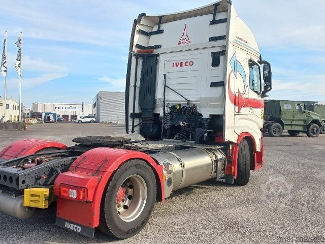 Tractor estándar IVECO AS440S46T/P 2LNG