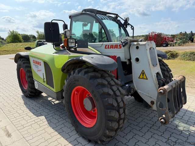 Zemědělský stroj  Scorpion 7030