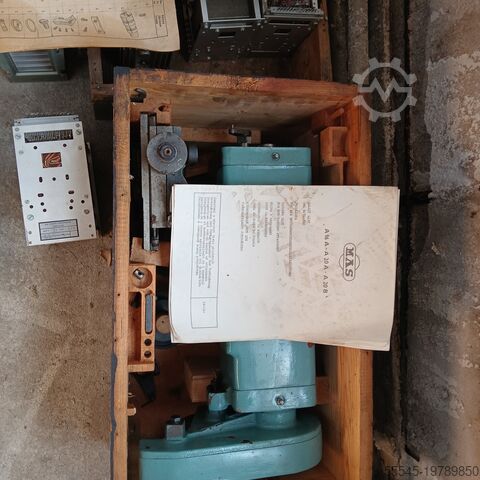 Dispozitiv de tăiere a filetului piuliței MAS A16A,  A20A,  A20B