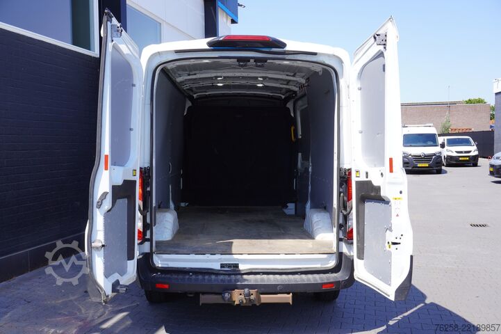 Furgoneta Ford Transit 2.0 TDCI 170PK L3H2 EURO 6 - Airco - Cr...