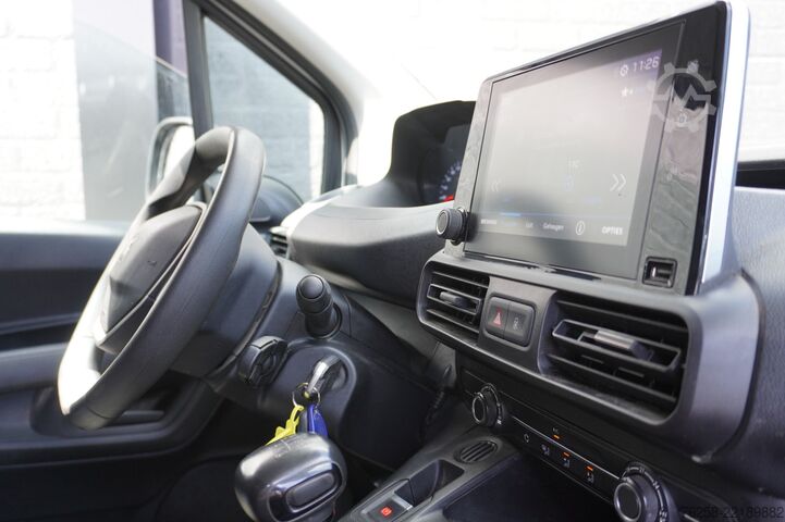 Kombi s vysokou střechou Peugeot Partner 1.5 BlueHDI 130PK EURO 6 - Airco - Crui...