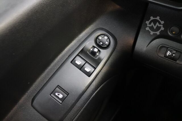 Stationwagen met hoog dak Peugeot Partner 1.5 BlueHDI 130PK EURO 6 - Airco - Crui...