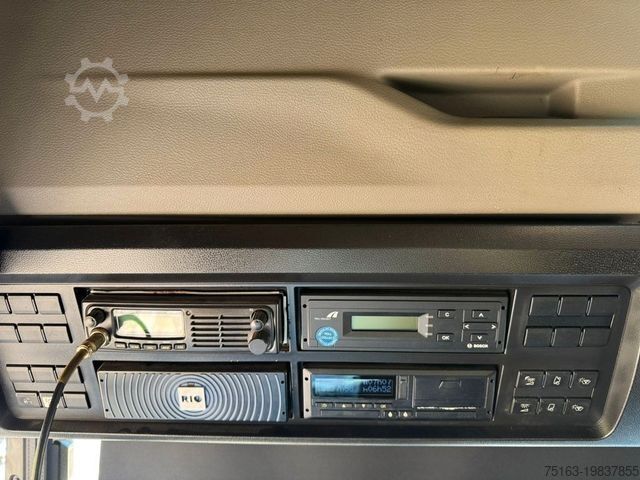 Faházszállító teherautó MAN TGX 26.580