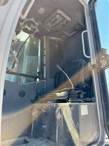 Faházszállító teherautó MAN TGX 26.580