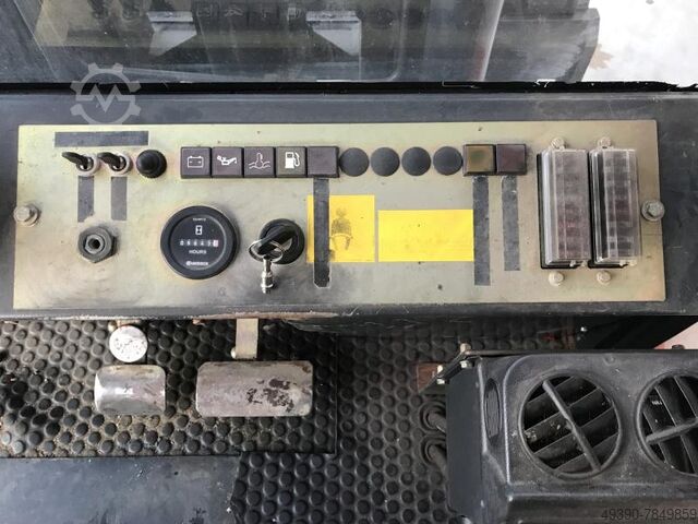 Diesel heftruck, compacte heftruck, frontheftruck, zwaar materieel heftruck MORA M80CS