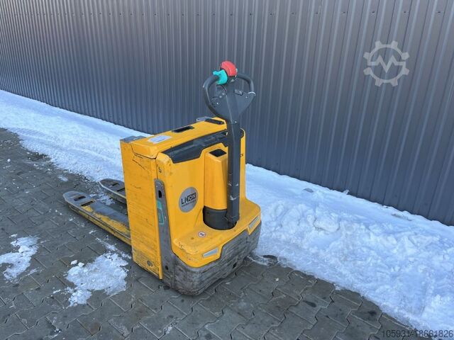 Empilhadeira baixa Jungheinrich EJEC20