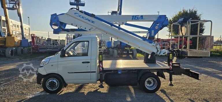 Pracovní plošina pro nákladní automobily Socage 16A-Speed