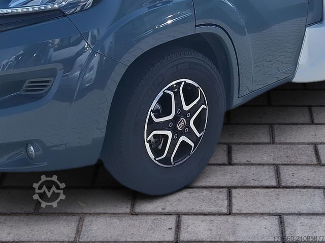 Half-integraal camper BÜRSTNER Lyseo TD 727 G Mega Deal! 36.021 Euro sparen!