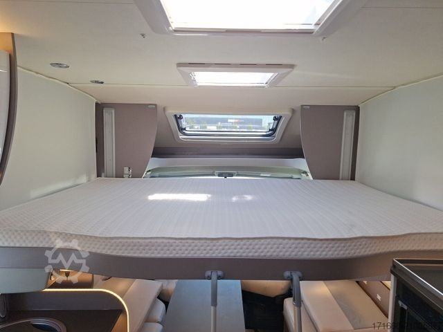 Half-integraal camper BÜRSTNER Lyseo TD 727 G Mega Deal! 36.021 Euro sparen!