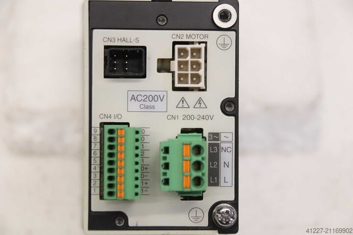 Contrôle du moteur Oriental Motors BMUD 120-C2