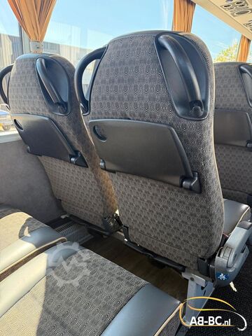 Långfärdsbuss VAN HOOL EX 17 High, 67 Seats