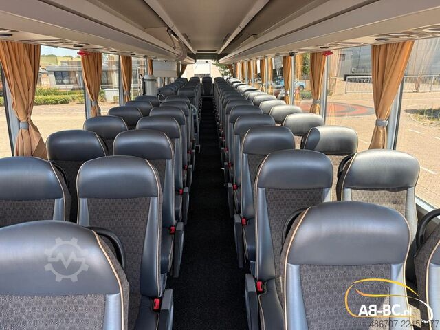 Långfärdsbuss VAN HOOL EX 17 High, 67 Seats