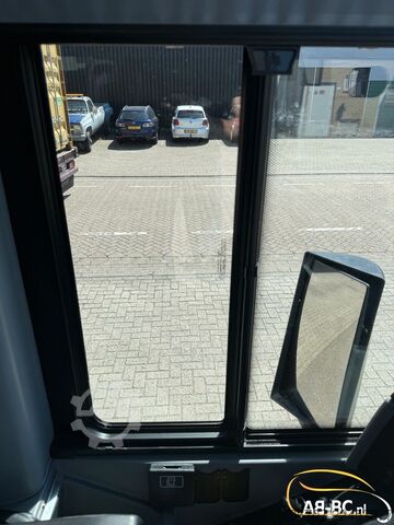 Långfärdsbuss VAN HOOL EX 17 High, 67 Seats