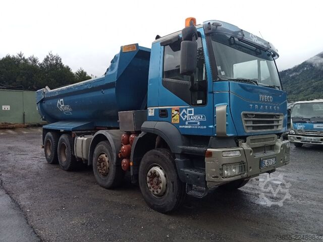 Wywrotka Iveco Trakker AD410T44 8×4