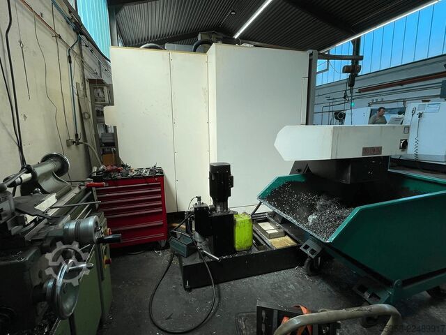 Vertikales Bearbeitungszentrum DMG MORI Ecomill 1100 V