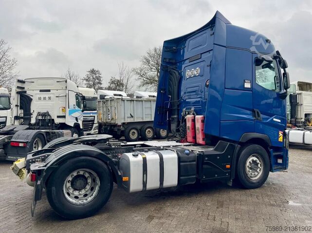 Standard-SZM Renault T520 VF610A368JD013995   RETARDER, 2 tanks,  PA...