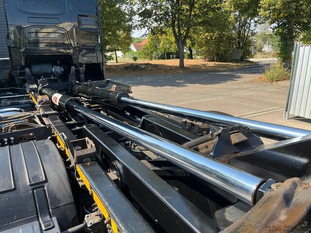 System ramion hakowych Volvo FH 500 XL*6x2*Abrollkipper HYVA 20.60*E6*