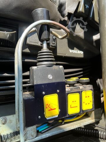 System ramion hakowych Volvo FH 500 XL*6x2*Abrollkipper HYVA 20.60*E6*