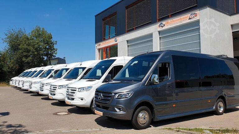 Minibus MERCEDES-BENZ 517 Sprinter Mitteltüre Lord Comfort 22 S Travel