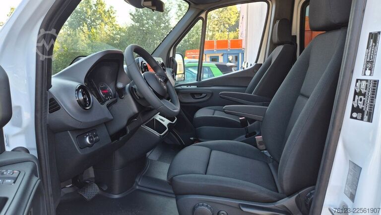 Minibus MERCEDES-BENZ 10 x 517 Sprinter Lord Light  22 SS Aktionspreis
