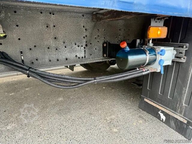 Branda Schmitz Cargobull Mega / 3 x Achsen