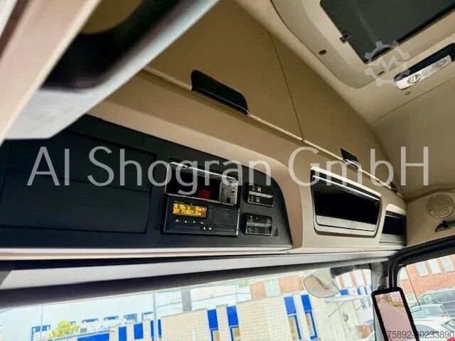Volume SCM Mercedes-Benz Actros 1848 GigaSpace/Retarder/Voll Luft/Eu6d
