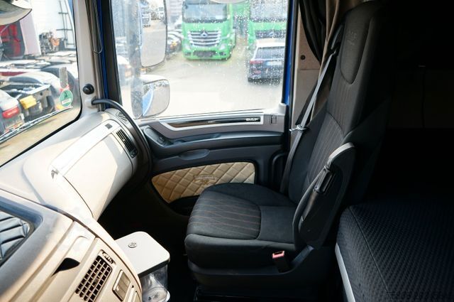 Standaard trekker DAF XF530 SSC ACC LDWS Standklima Xenon Navi