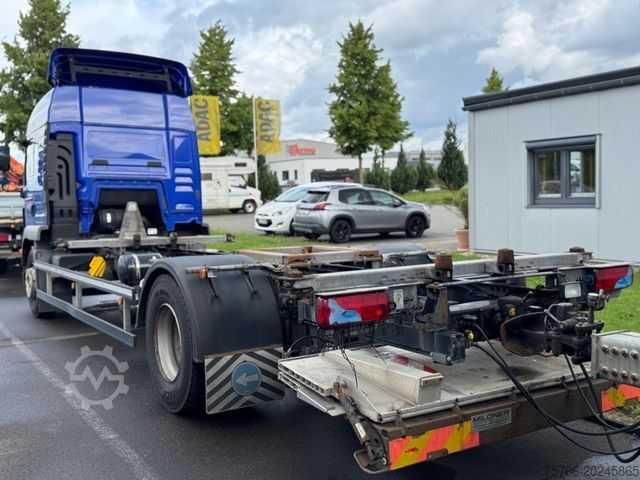 Φορτηγό εναλλασσόμενου αμαξώματος MAN TGM 18.340 / LBW / 7 SITZER / AHK