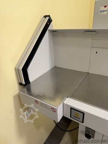 Paper cutting machine EBA 551 LT