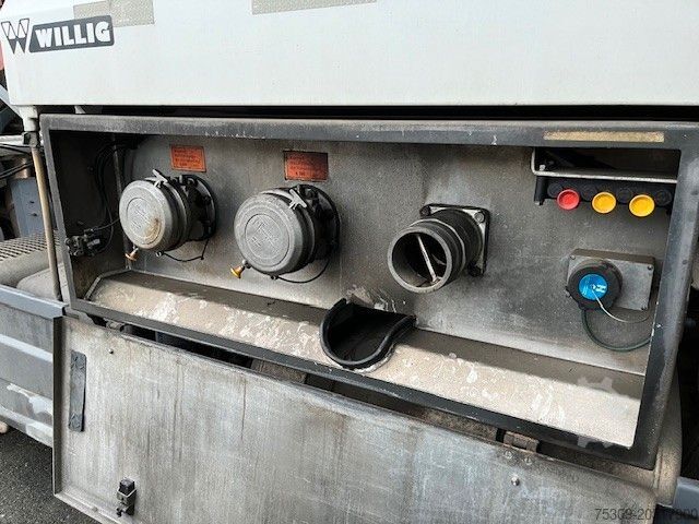 Cisterciski kamion MERCEDES-BENZ Actros 1844  - Tankwagen 13.100 L - Getriebe NEU