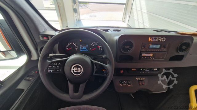 Minibus MERCEDES-BENZ Elektro Heckniederflur Bestellfahrzeug