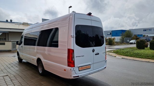 Minibus MERCEDES-BENZ 2 x 517 Lord Comfort XXL Lagerfahrzeug 23 SS