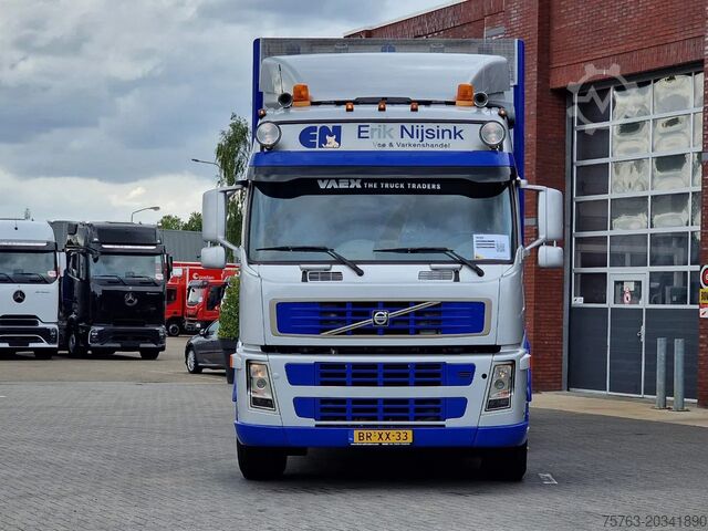 Transport av nötkreatur Volvo FM 380 6x2 - 2/3 stock Berdex Livestock - 54M3 ...