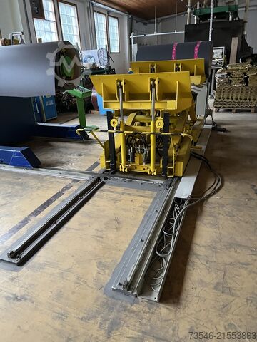 Linia do produkcji elementów dachowych SINTECH OY in TRIMO 