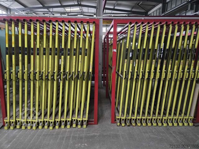 Scaffale porta vetro / inclinato a destra Metall-Anlagenbauer L.R.