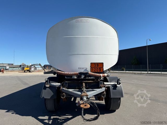 Tankoplegger  Eurotank 3 axle ET-26-4 ADR 25.500 L 4 Room