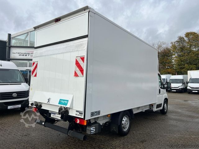 Furgone chiuso PEUGEOT Boxer 2,2 Blue-HDI Maxi Koffer Hebebühne
