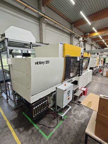 Macchina per stampaggio a iniezione ENGEL victory 330H/80W/120 combi