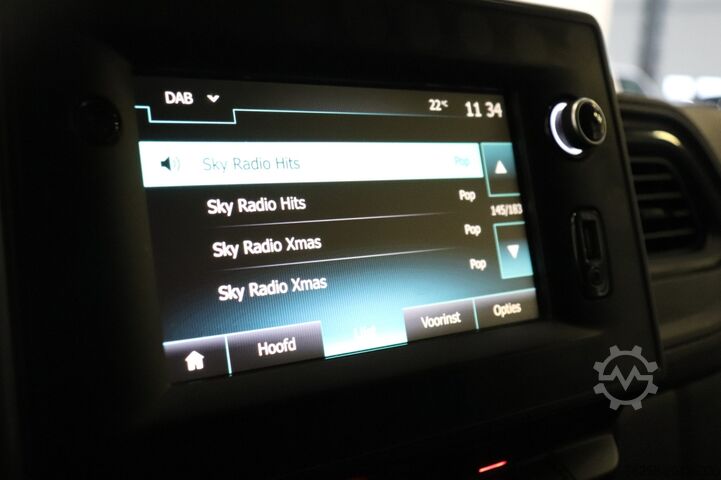 Furgoneta con caja Renault Master 2.3 dCi 135PK L3H3 - EURO 6 - Airco - Na...