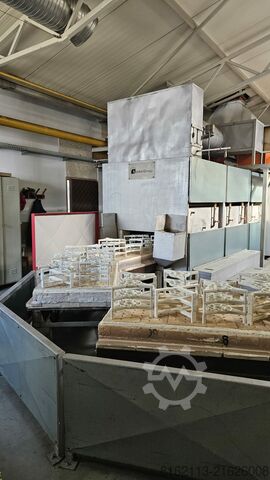 Tunnel kiln for firing ceramics  