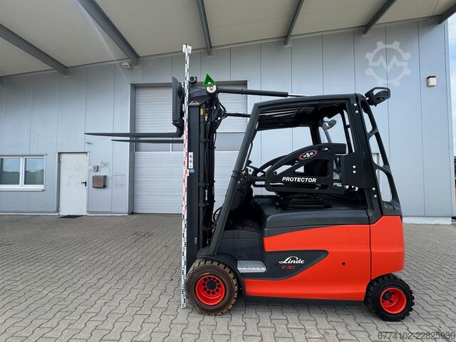 Electric - 4 wheels Linde E30/600HL--EK
