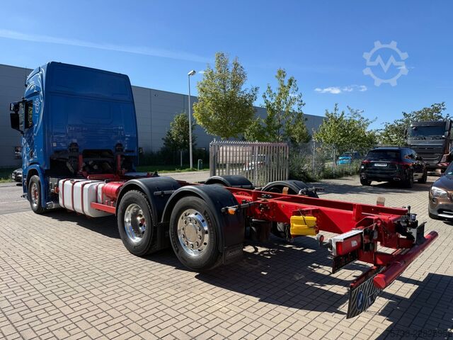 Truck chassis SCANIA R520 6X2*4 Fahrgestell V8/LENKACHSE/Retrader/Alu