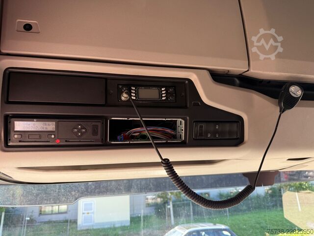 Truck chassis SCANIA R520 6X2*4 Fahrgestell V8/LENKACHSE/Retrader/Alu