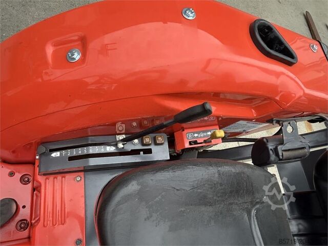 Kompakt traktor Kubota L1-382 (7325)