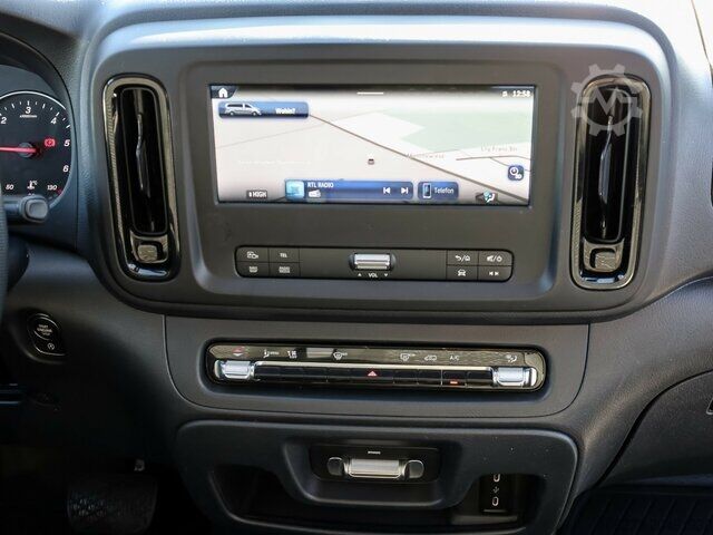 Customized van Mercedes-Benz Vito116CDI KA lang,Automatik,Klima,Tempomat