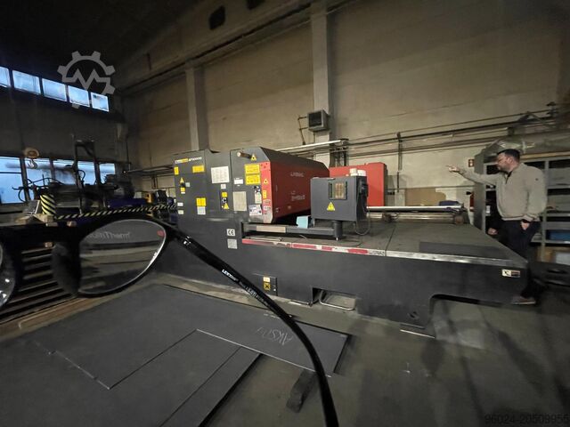 Máquina de corte a laser Amada LC 2415 Alpha III