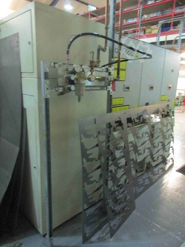 Machine de découpe au laser LVD Helius 2513